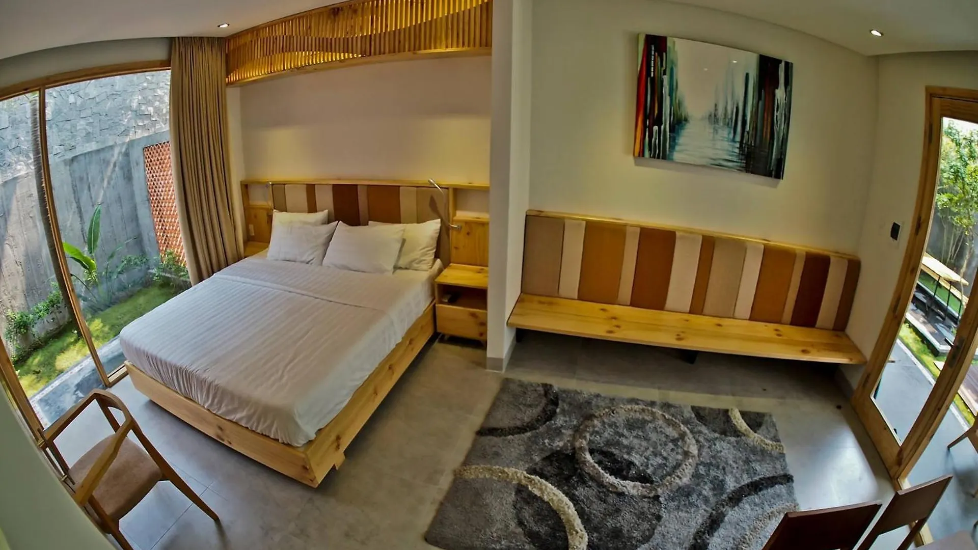 Carol House Da Nang Beach Hotel