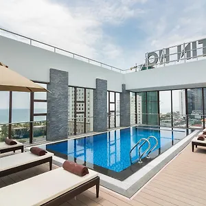 Martin Ho & Da Nang